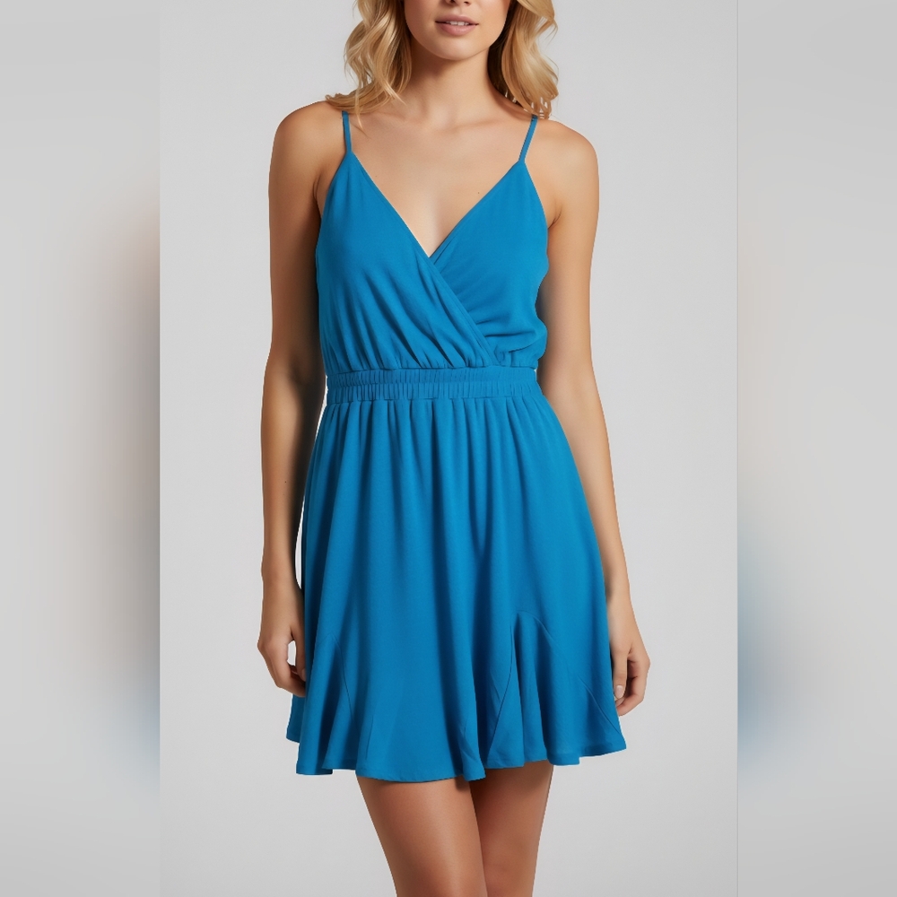 🍓NWT Francesca's collection beautiful blue spaghetti straps  dress